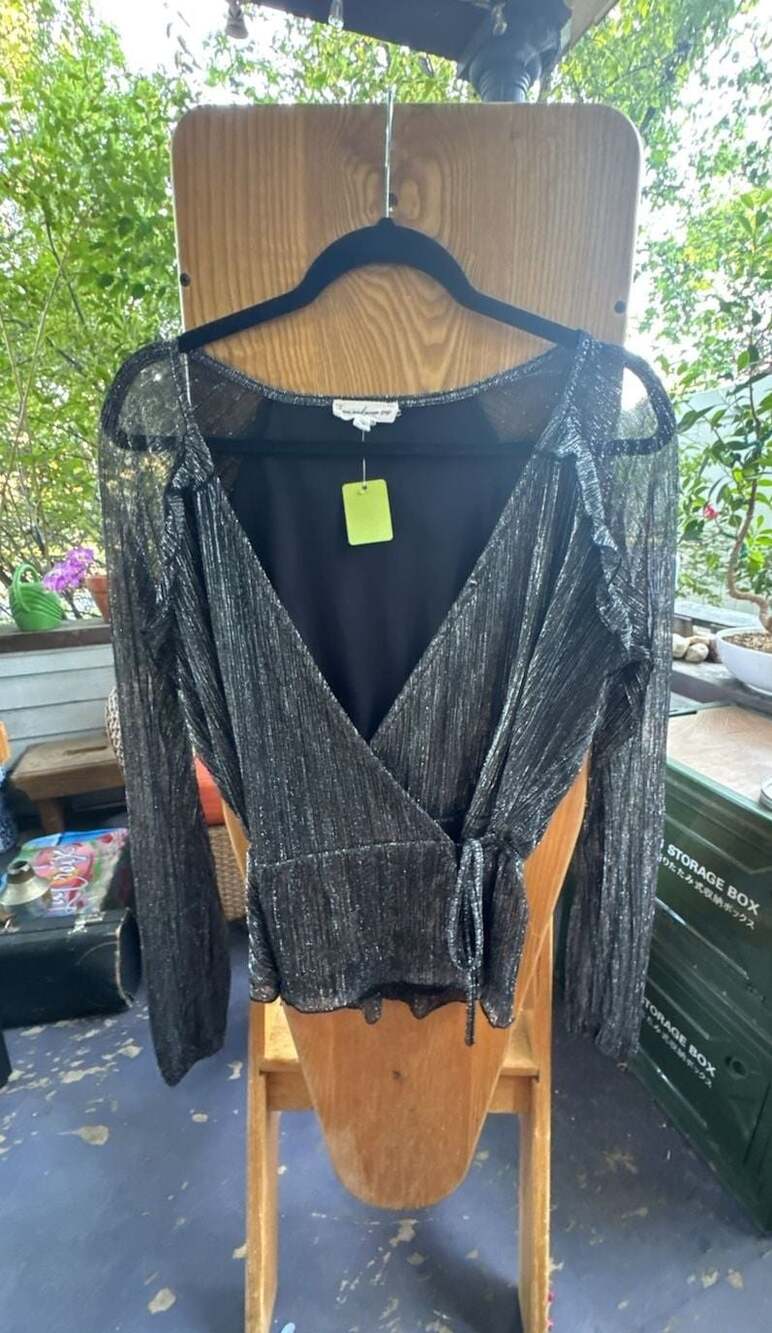 Size Mwdium  Black Silver Metallic Shimmer Wrap Top Long Sleeve Blouse